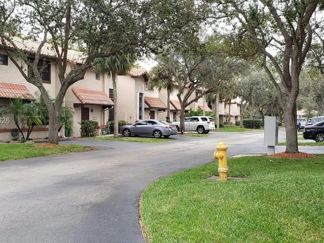 Дом в аренду по адресу 13161 SW 95th Ave 1 - фото 7449931