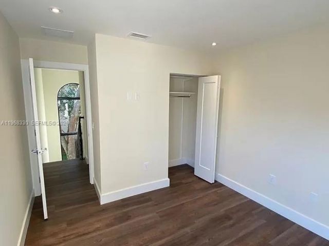 Дом в аренду по адресу 13161 SW 95th Ave 1 - фото 7449940