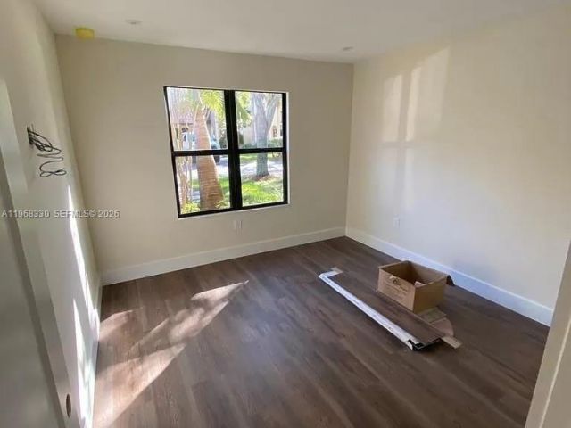 Дом в аренду по адресу 13161 SW 95th Ave 1 - фото 7449941