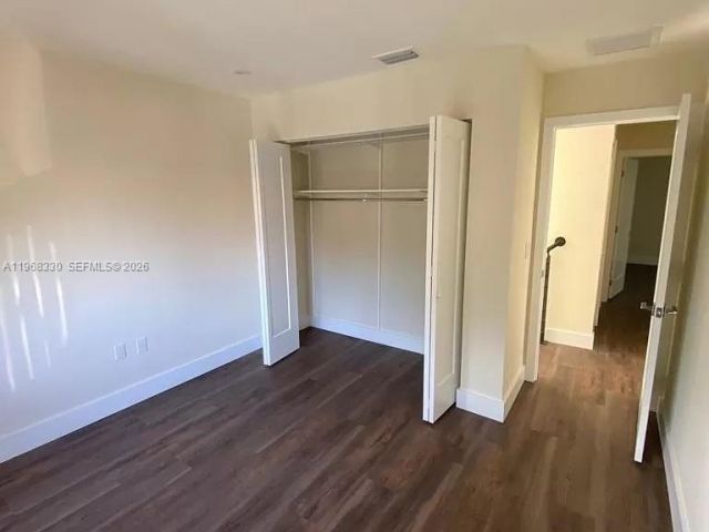 Дом в аренду по адресу 13161 SW 95th Ave 1 - фото 7449942