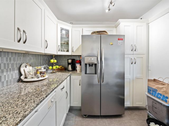 Продажа квартиры #1418 - фото 7484254