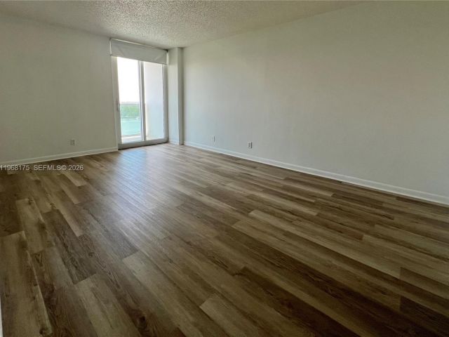 Продажа квартиры #1418 - фото 7484265