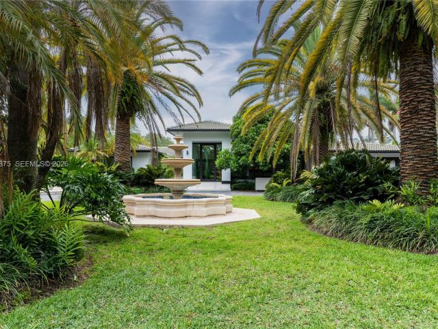 Дом в аренду по адресу 7300 SW 77th Ave - фото 7450016