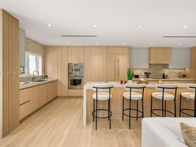 Дом в аренду по адресу 6011 Maynada St - фото 7471075