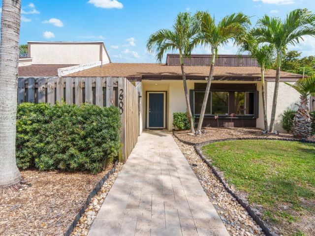 Продажа дома по адресу 2900 NW 69th Ct - фото 7483557