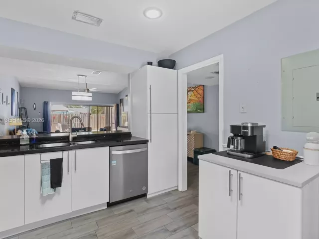 Продажа дома по адресу 2900 NW 69th Ct - фото 7483566