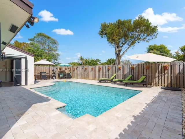 Продажа дома по адресу 2900 NW 69th Ct - фото 7483574