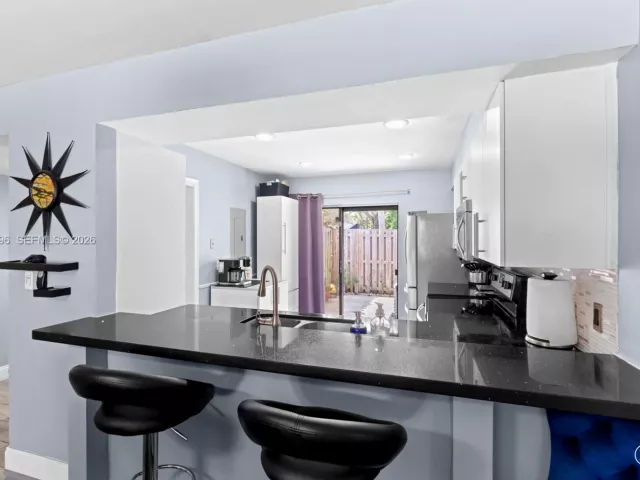 Продажа дома по адресу 2900 NW 69th Ct - фото 7483561