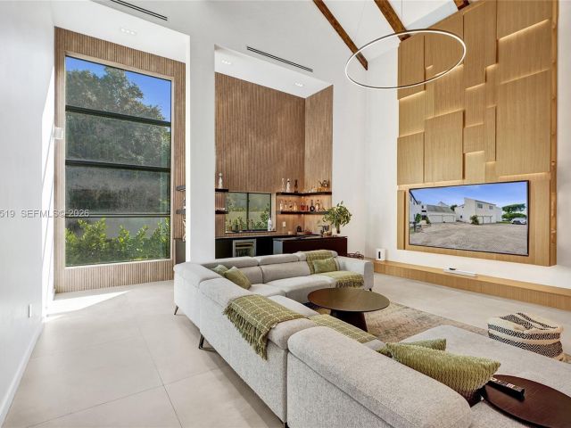 Продажа дома по адресу 1977 S Oak Haven Cir - фото 7518829