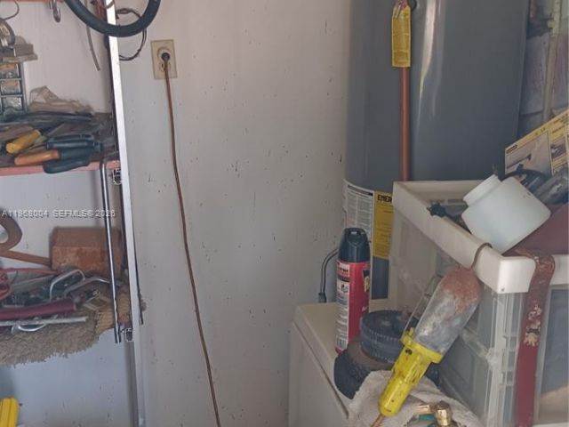 Продажа дома по адресу 6521 SW 112th Ave - фото 7449366