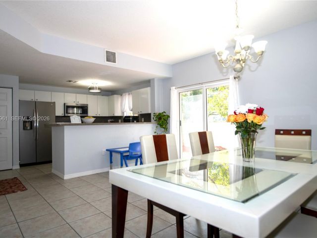 Продажа дома по адресу 5945 SW 99th Ter - фото 7517634