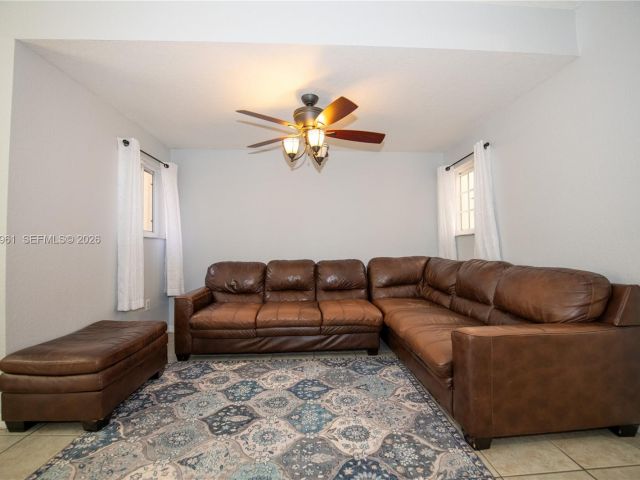 Продажа дома по адресу 5945 SW 99th Ter - фото 7517637