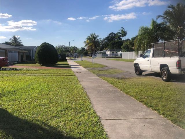 Продажа дома по адресу 11952 SW 176th Ter - фото 7450035