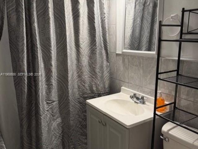 Дом в аренду по адресу 16340 NW 17th Ct - фото 7480265