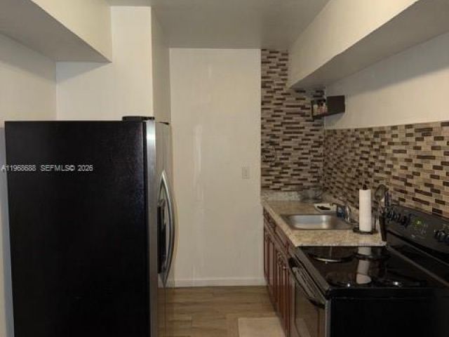 Дом в аренду по адресу 16340 NW 17th Ct - фото 7480282