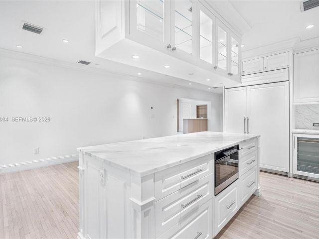 Продажа дома по адресу 10121 E Broadview Dr - фото 7478021