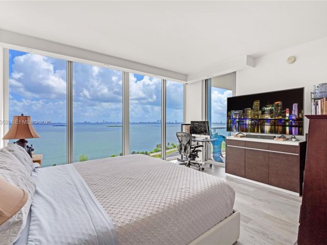 Продажа квартиры #1412 - фото 7491515