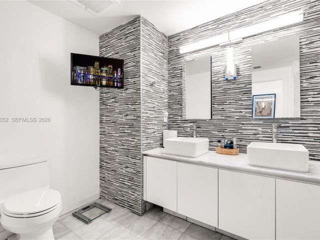 Продажа квартиры #1412 - фото 7491517