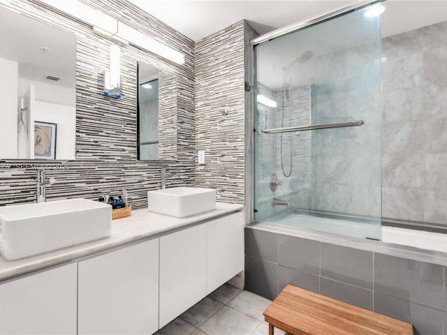 Продажа квартиры #1412 - фото 7491518