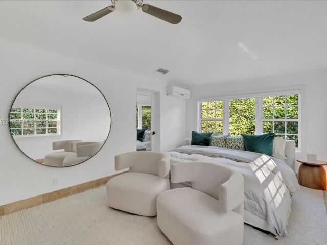 Продажа дома по адресу 1161 Sunset Dr - фото 7471099