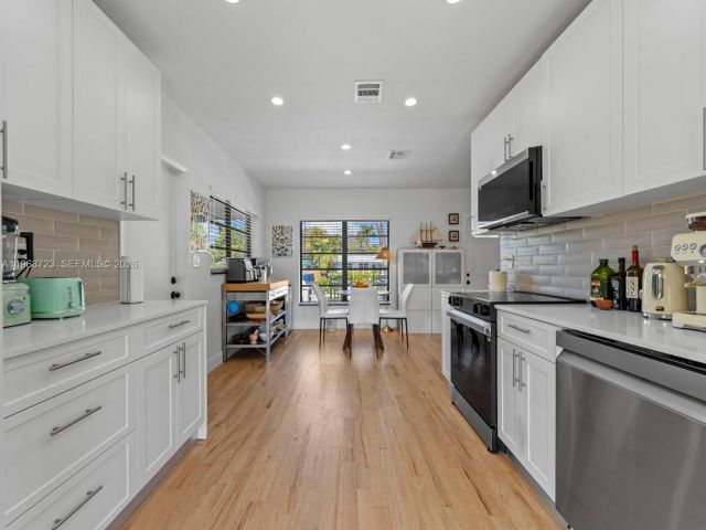 Дом в аренду по адресу 9320 SW 125th Ter - фото 7449965