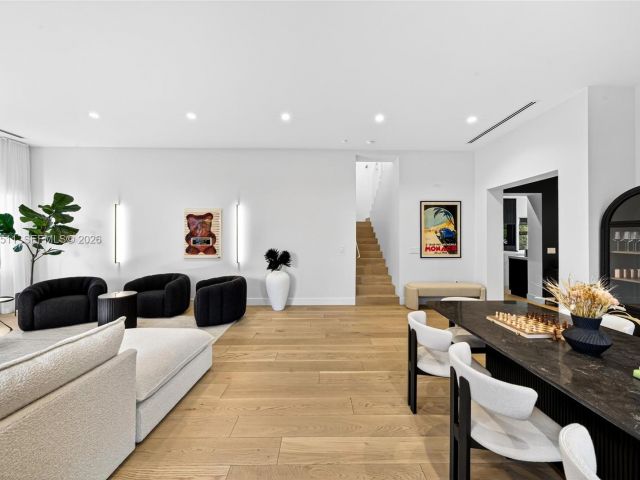 Продажа дома по адресу 7500 SW 55th Ave - фото 7514864