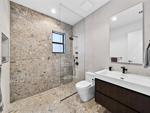 Продажа дома по адресу 7500 SW 55th Ave - фото 7514877