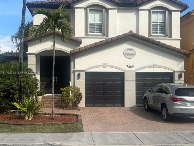 Продажа дома по адресу 7469 NW 112th Pl - фото 7486260