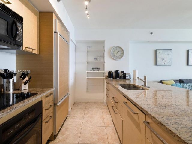 Квартира в аренду номер2409 - фото 7499852