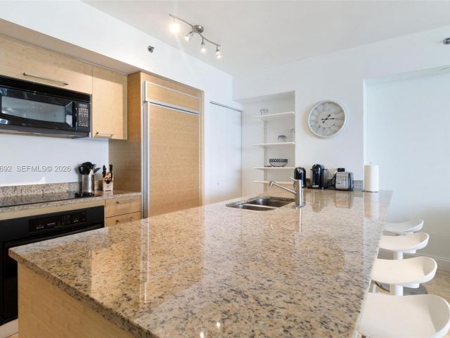 Квартира в аренду номер2409 - фото 7499854