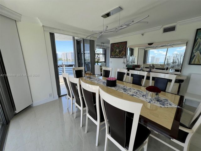 Продажа квартиры #1215 - фото 7504128