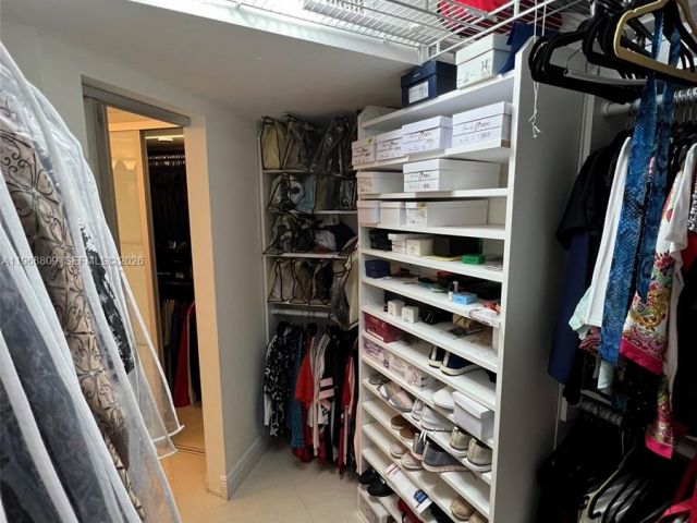 Продажа квартиры #1215 - фото 7504145