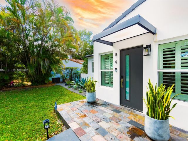 Продажа дома по адресу 814 Monterey St - фото 7471695