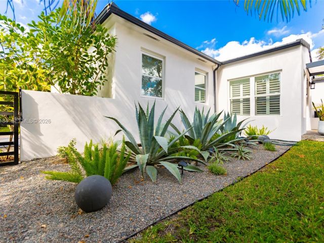 Продажа дома по адресу 814 Monterey St - фото 7471697