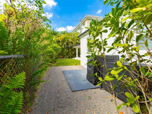 Продажа дома по адресу 814 Monterey St - фото 7471698