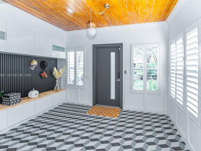 Продажа дома по адресу 814 Monterey St - фото 7471706