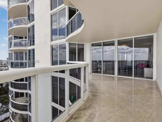 Продажа квартиры #2303/04 - фото 9104082