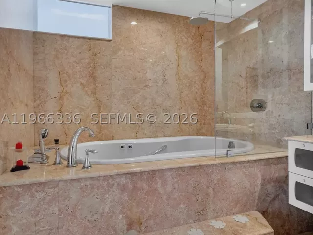 Продажа квартиры #2303/04 - фото 9104096