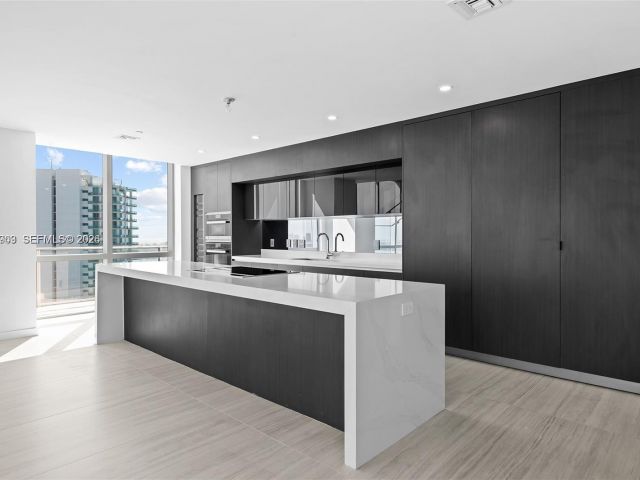 Продажа квартиры #5001 - фото 7488264