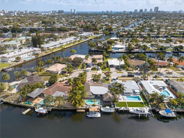 Продажа дома по адресу 291 SE 5th Ter - фото 7478629