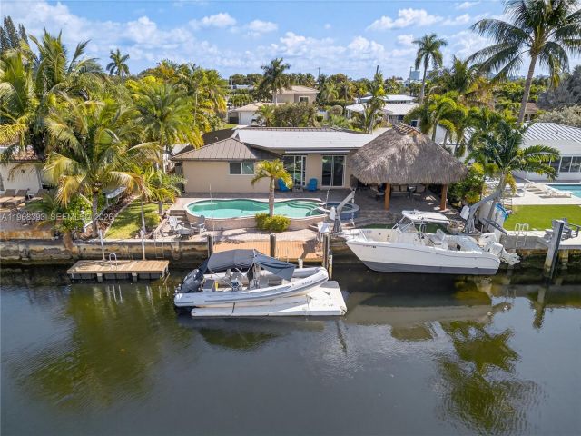 Продажа дома по адресу 291 SE 5th Ter - фото 7478631