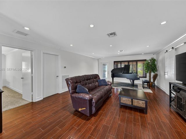 Продажа дома по адресу 291 SE 5th Ter - фото 7478635