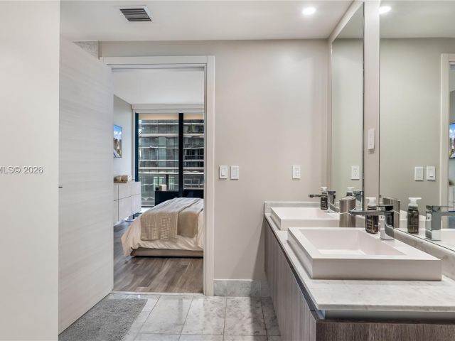 Продажа квартиры #4407 - фото 7452774