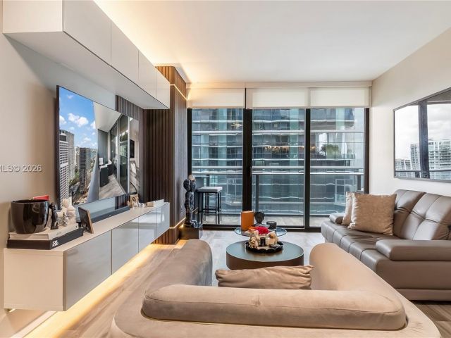 Продажа квартиры #4407 - фото 7452778