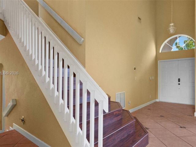 Продажа дома по адресу 9768 NW 30th St - фото 7486124