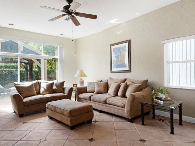 Продажа дома по адресу 9768 NW 30th St - фото 7486129