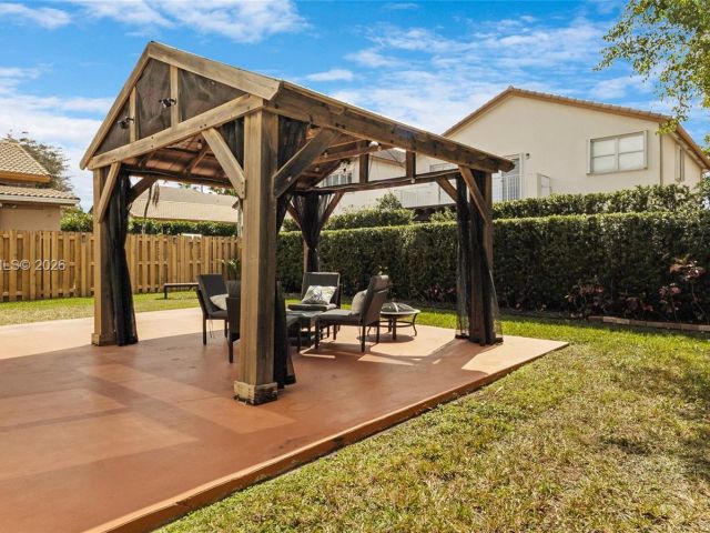 Продажа дома по адресу 9768 NW 30th St - фото 7486139