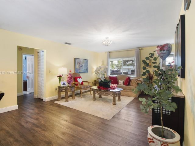 Продажа дома по адресу 16323 SW 103rd Pl - фото 7515027