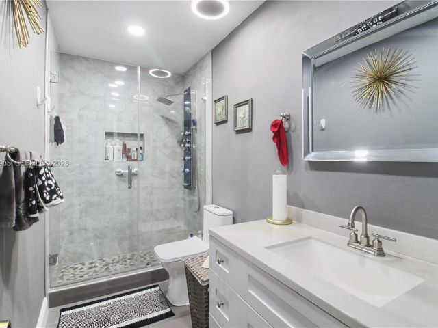 Продажа дома по адресу 16323 SW 103rd Pl - фото 7515034