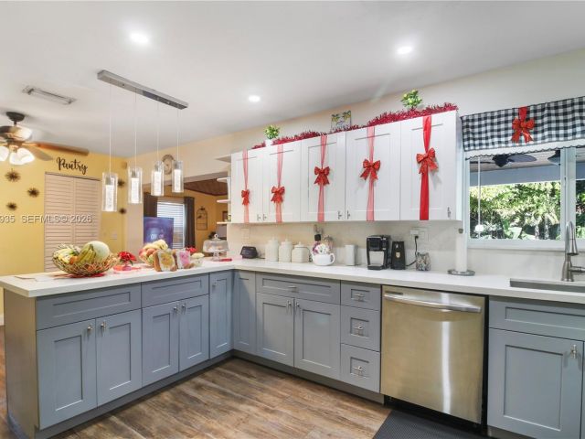 Продажа дома по адресу 16323 SW 103rd Pl - фото 7515038